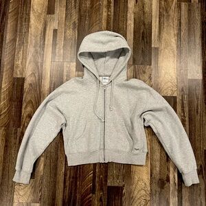Aritzia zip up hoodie